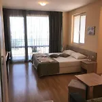 Maria 2 2* Csernomorec