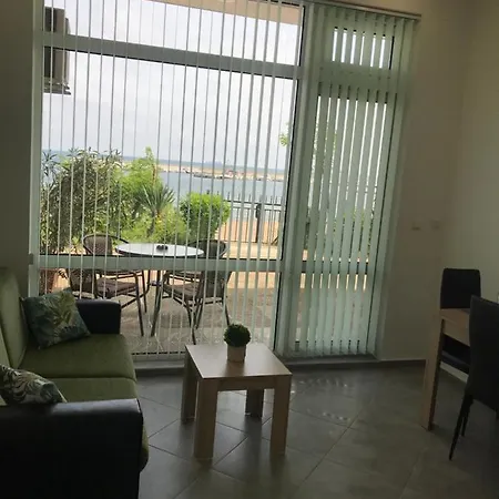 Maria 2 2* Tchernomorets