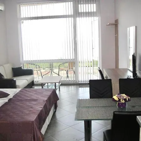 Maria 2 Guest house