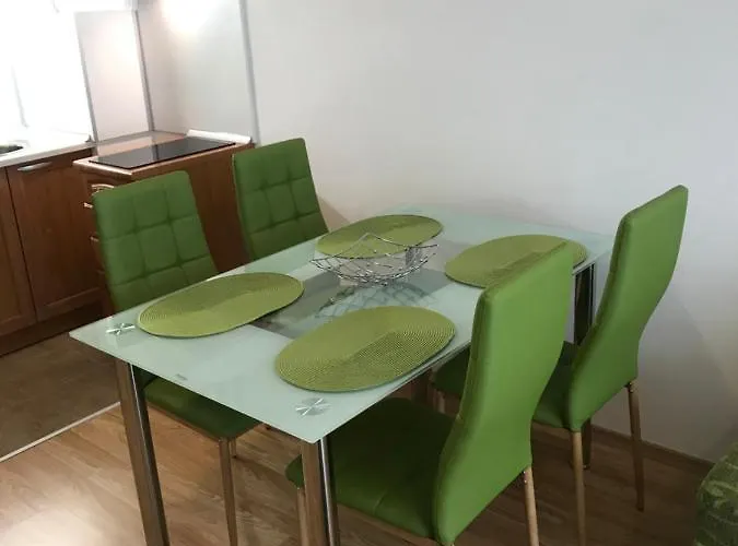 Maria 2 Πανσιόν 2*