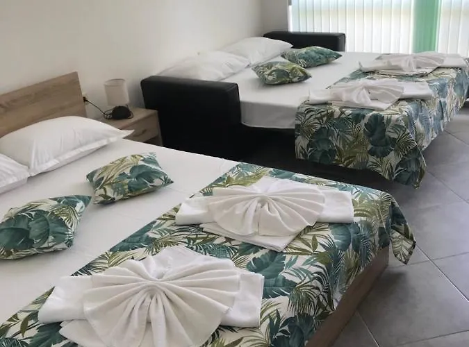 Maria 2 Πανσιόν 2*