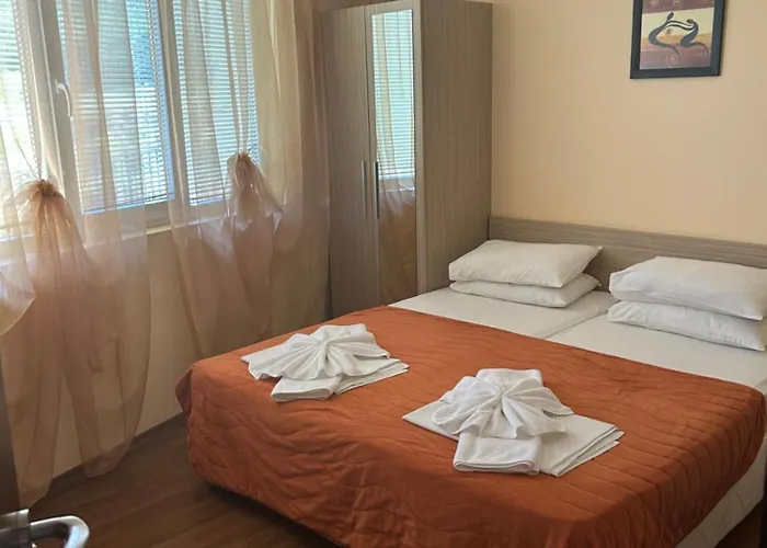 Maria 2 Πανσιόν 2*